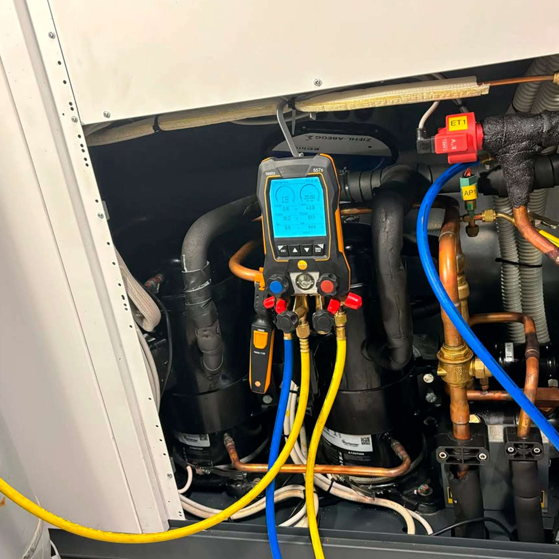 Reparación fuga de gas